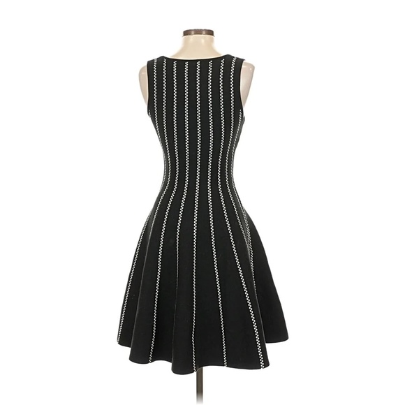 Soloiste flare black and white cocktail dress, Size S. Never worn - Picture 2 of 5